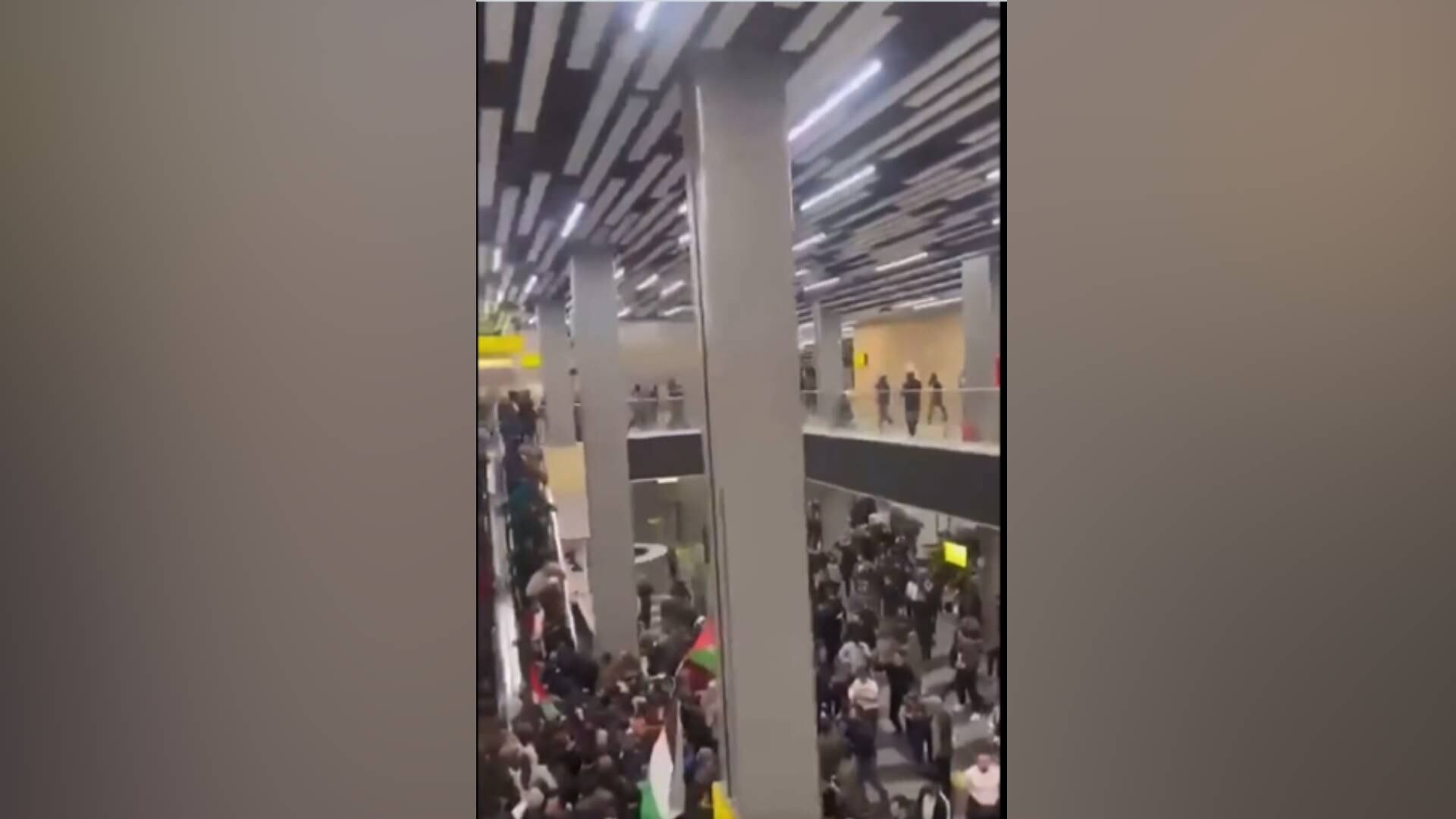 Video @UHN_Plus. Fotograma: 0.06