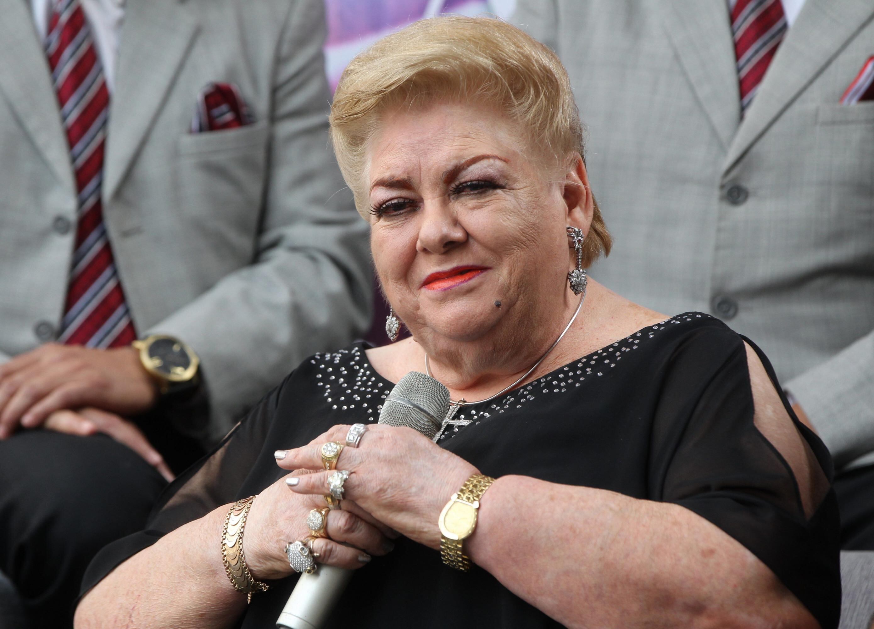 Paquita la del Barrio, cantante mexicana.