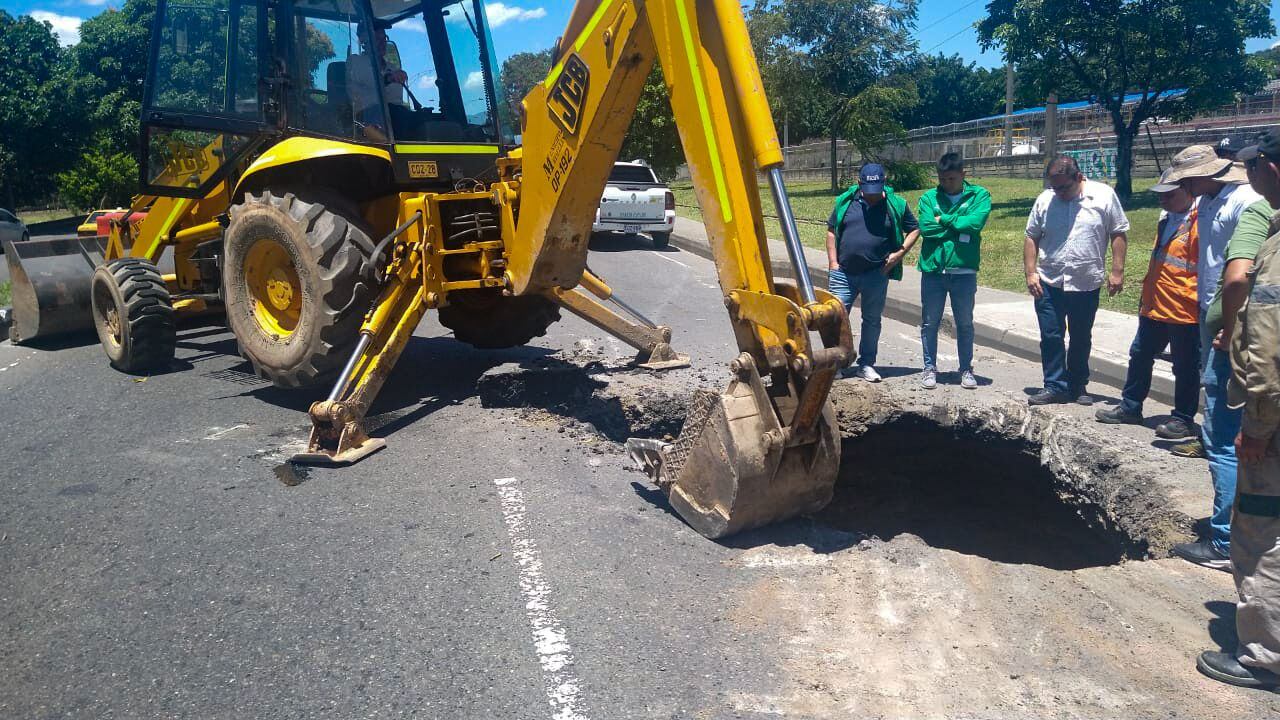 Un equipo interdisciplinario de la Alcaldía de Medellín se encuentra realizando la verificación de la zona afectada