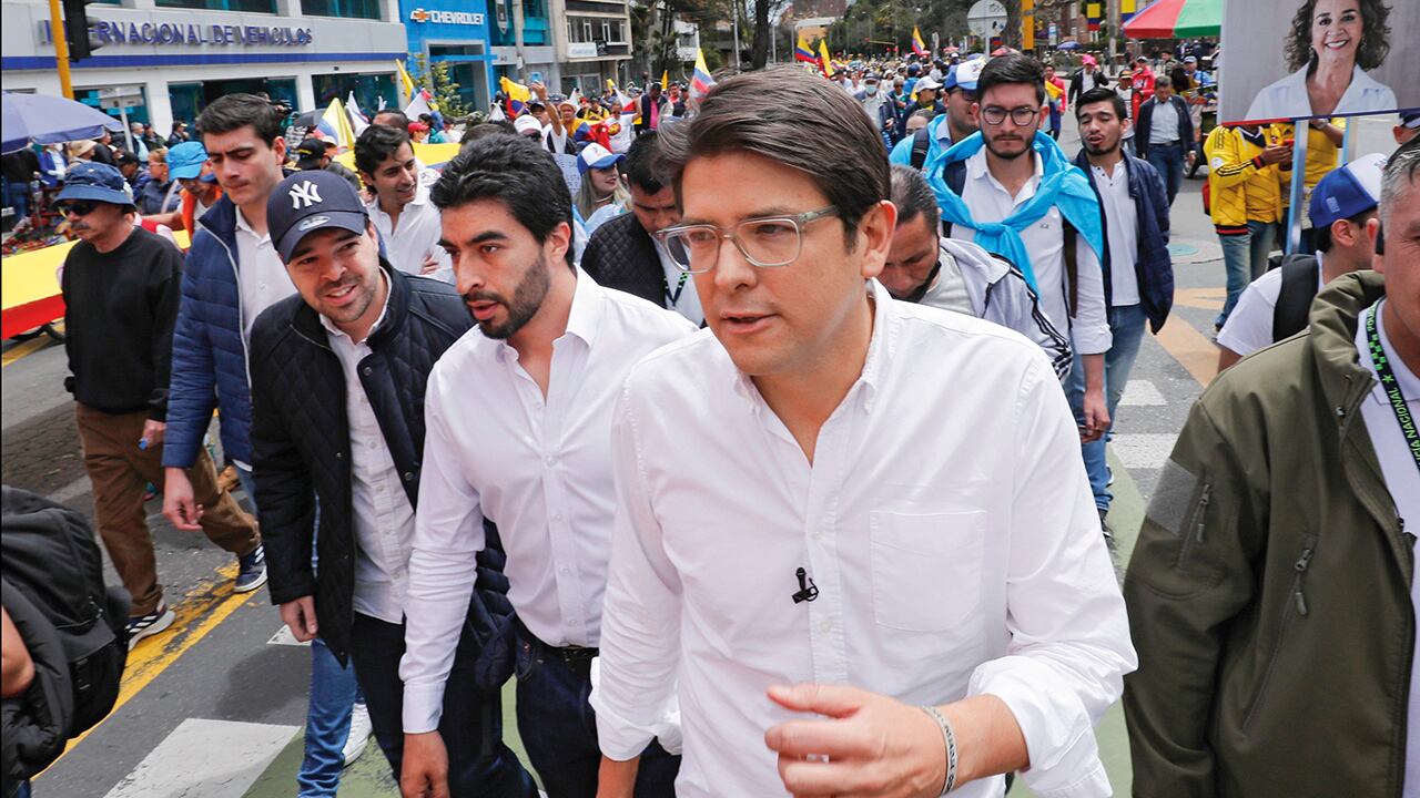 Desde el 30 de abril de 2024, Miguel Uribe Turbay fue claro al señalar que su vida corría riesgo. No fue escuchado por la Dirección de Protección de la Policía ni por la Unidad Nacional de Protección. SEMANA revela el documento, la prueba reina, de estas advertencias. 