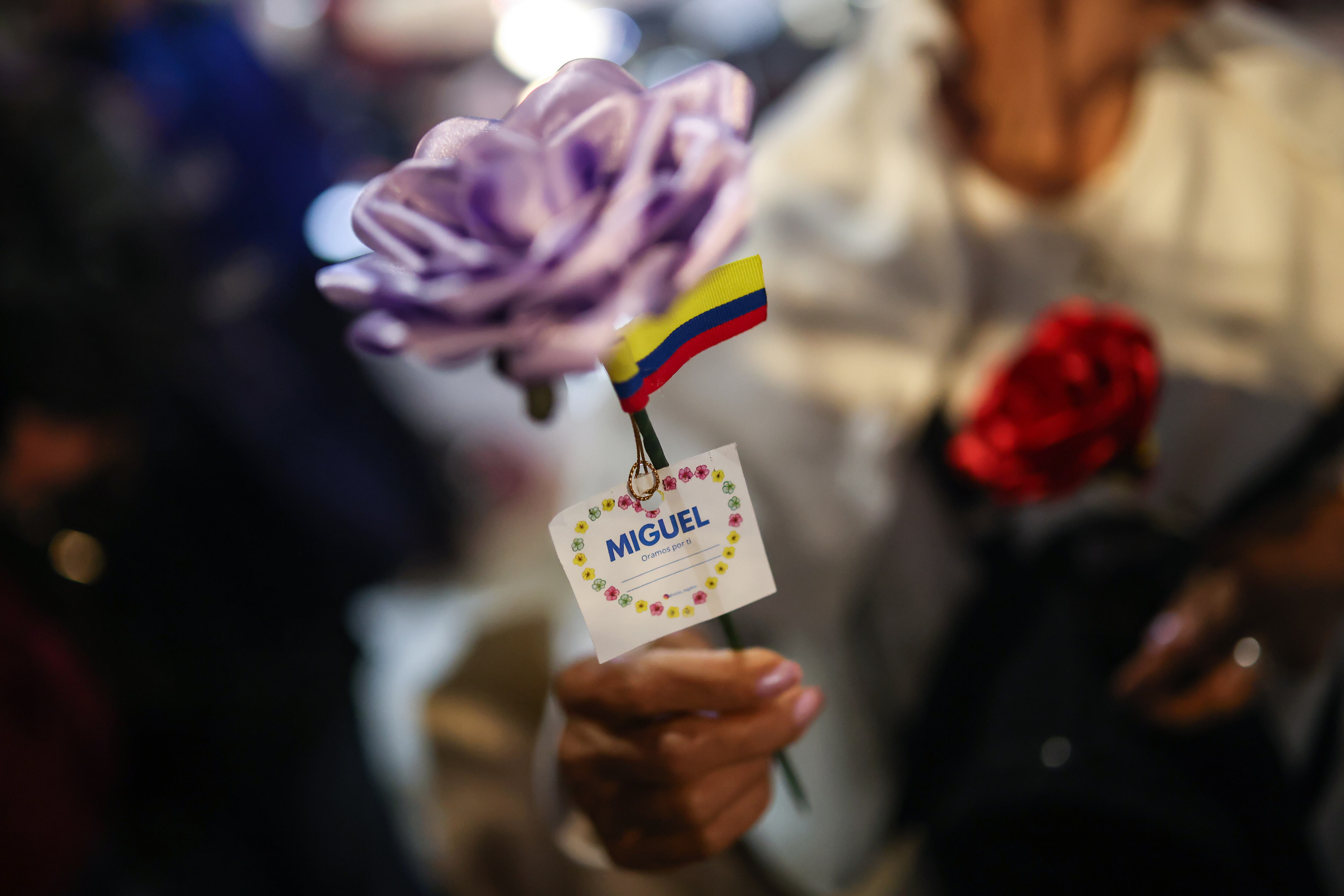 Jornada de oración por la salud de Miguel Uribe Turbay, en la Fundación Santa Fe.