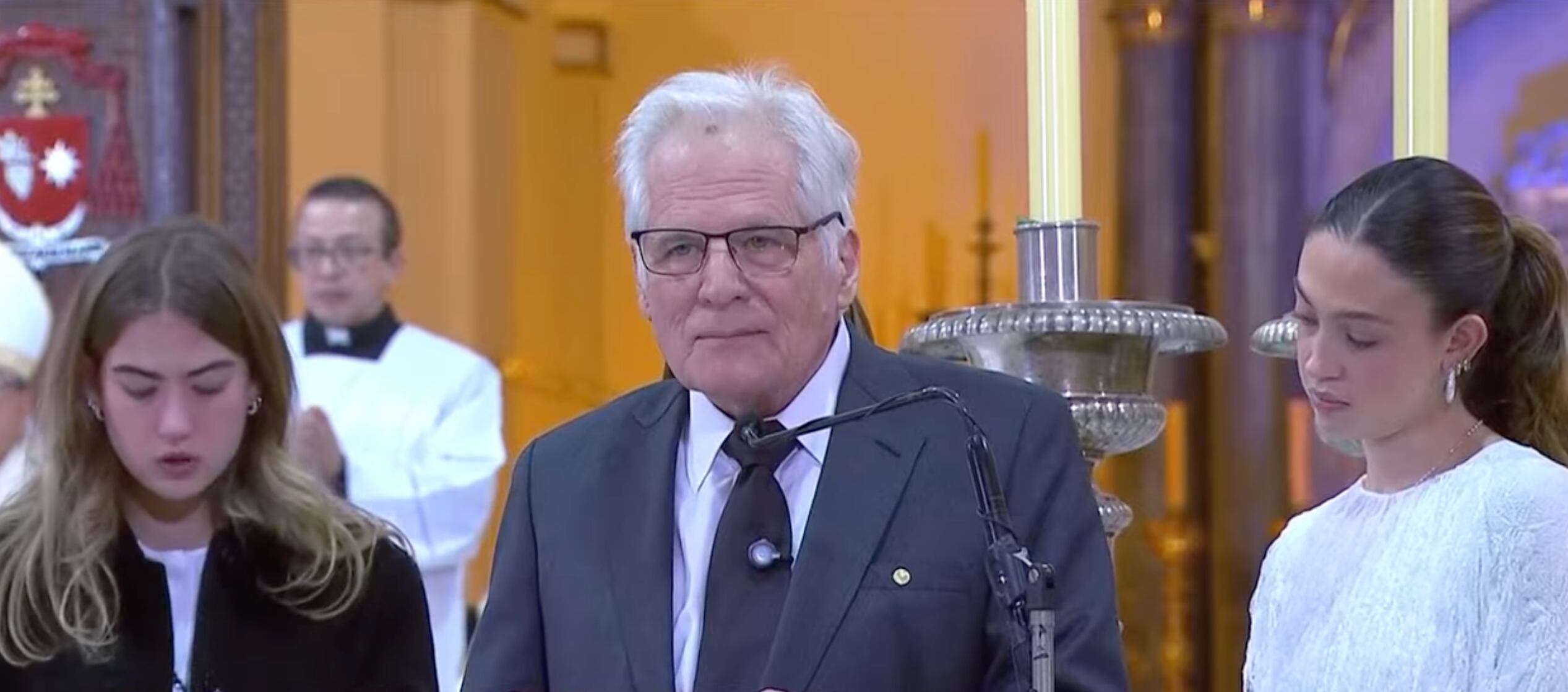 Funeral de Miguel Uribe Turbay: su familia  lo despide en la Catedral Primada. Miguel Uribe Londoño