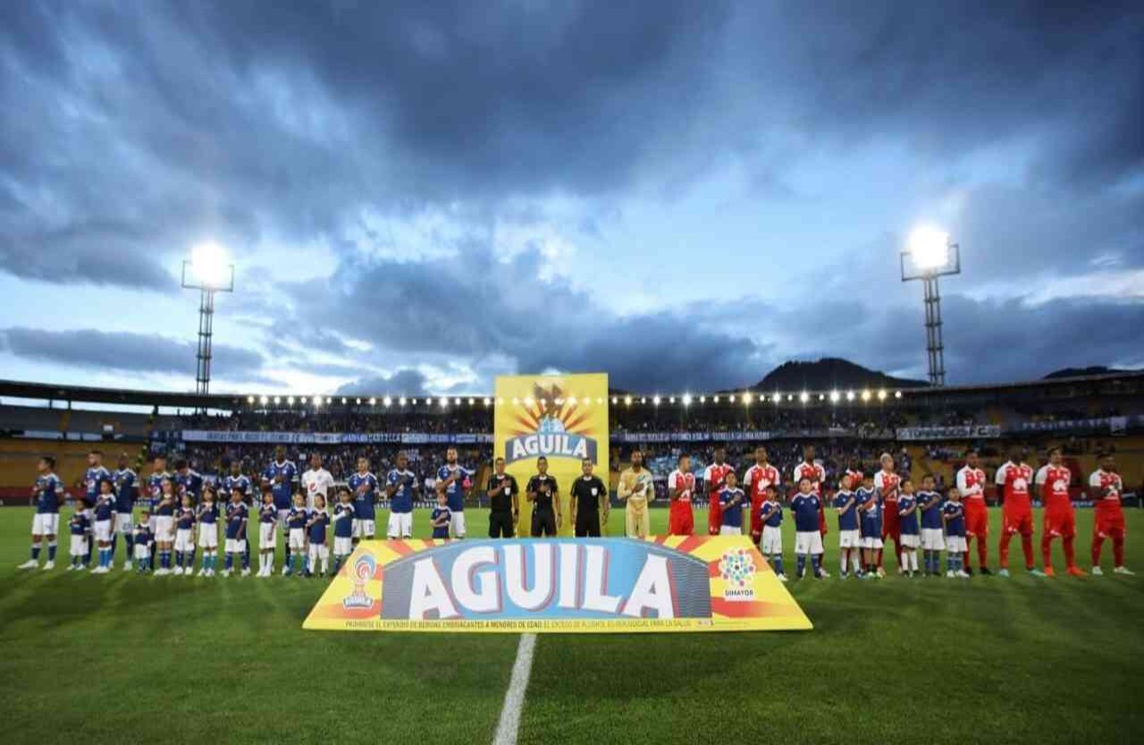 El escenario para la despedida fue el clásico frente a Santa Fe.
