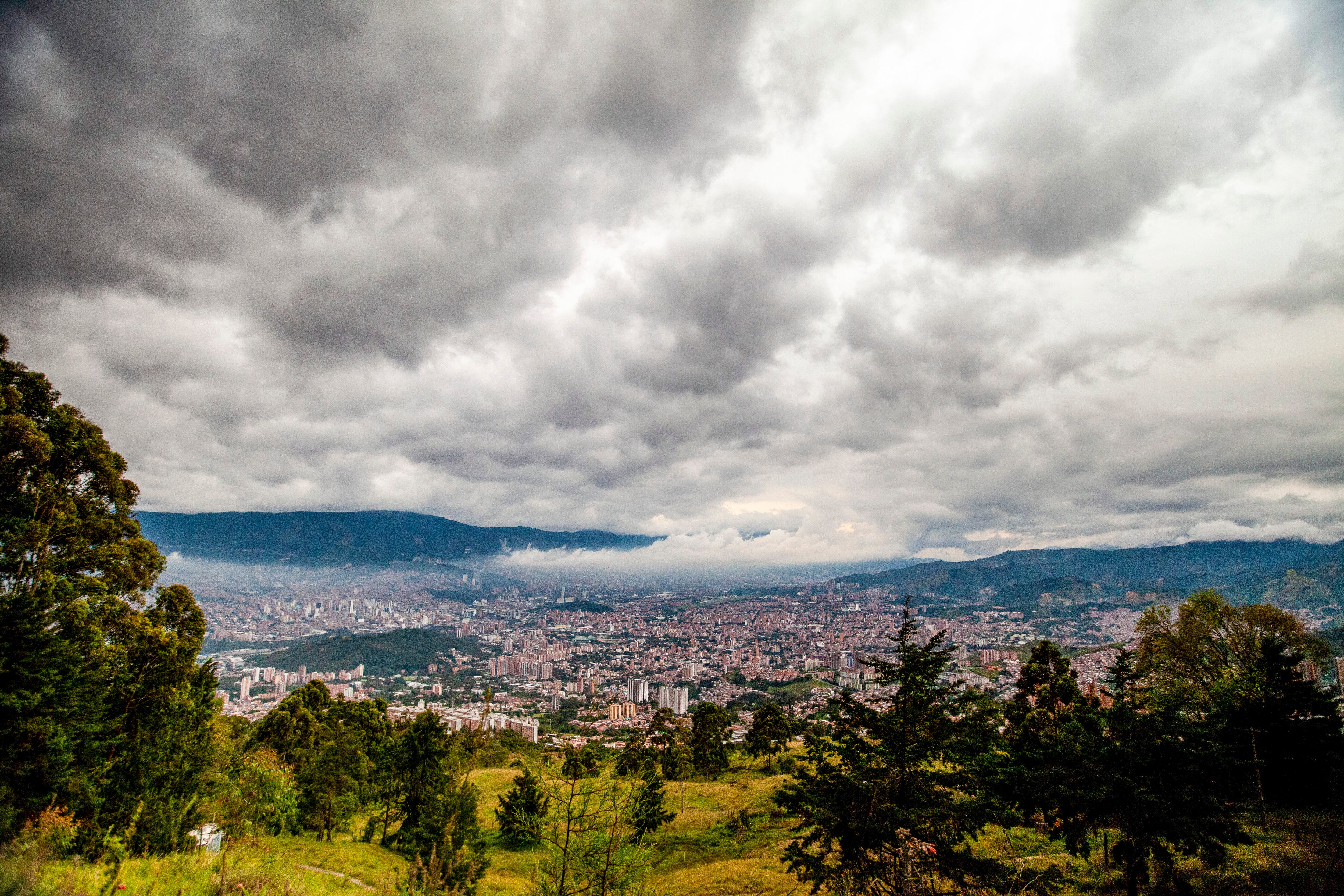 Mejora la calidad del aire en Medellín, según en AMVA