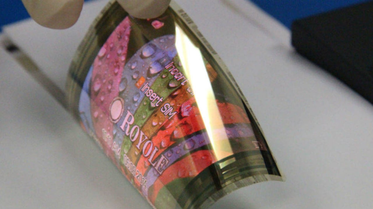 Foto: Pantalla flexible de Royole.