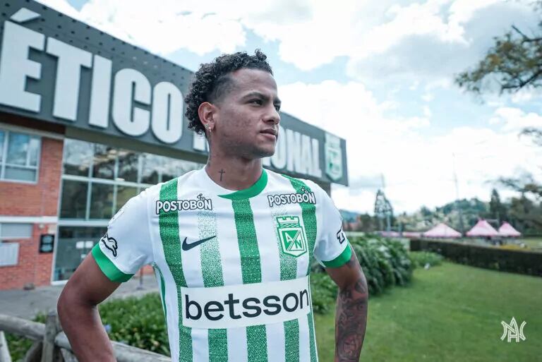 César Haydar, defensor central al servicio de Atlético Nacional.