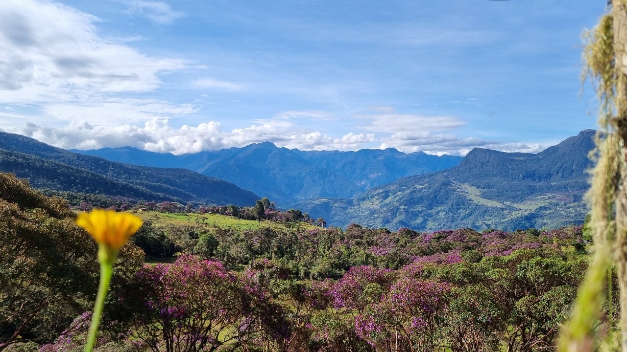Primera travesía ciclomontañista de Colombia, Gutiérrez, Cundinamarca