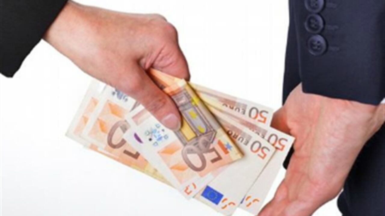 Salarios de un directivo