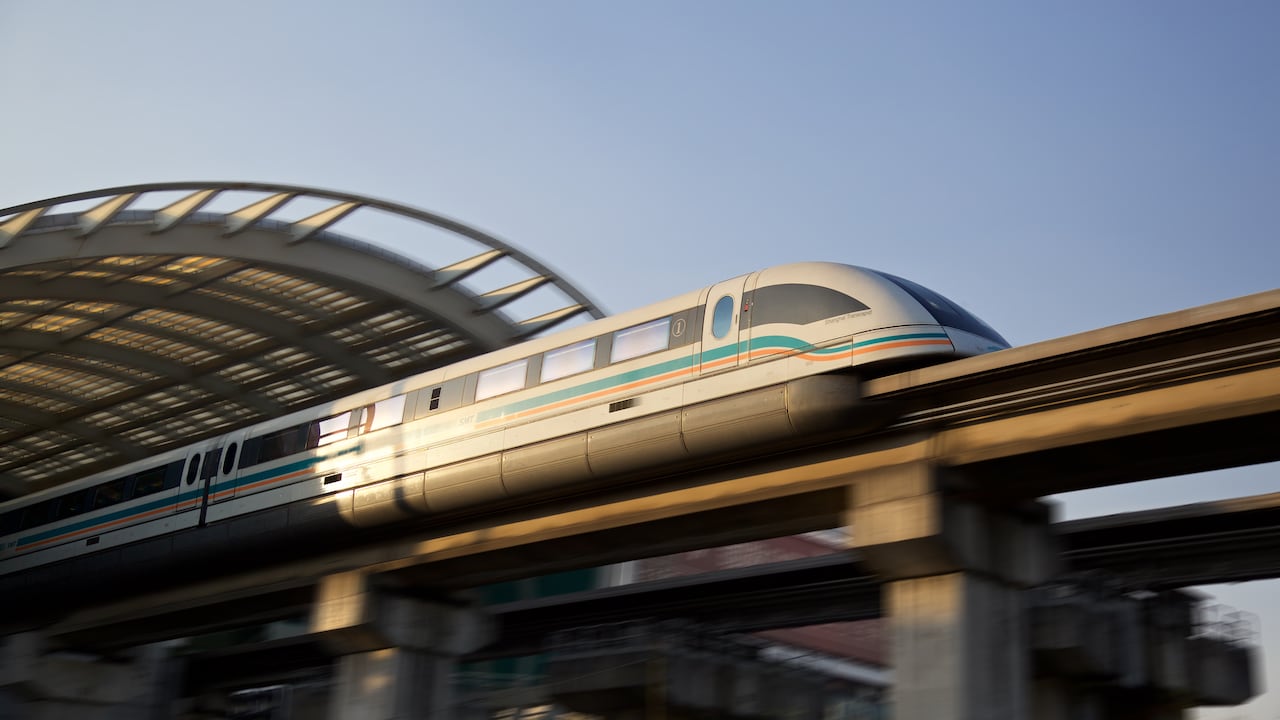 El Maglev Serie L0 alcanzó una velocidad de 603 kilómetros por hora durante pruebas en Japón.