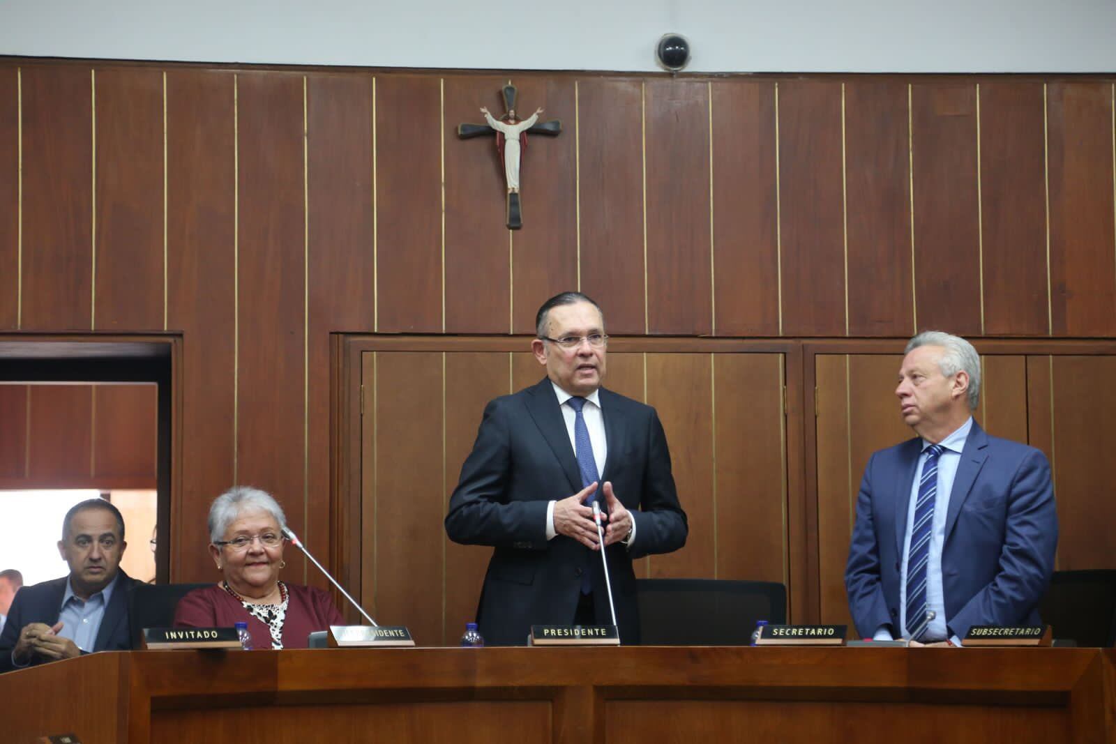 Efraín Cepeda, presidente de la Comisión Tercera de la Cámara de Representantes.
