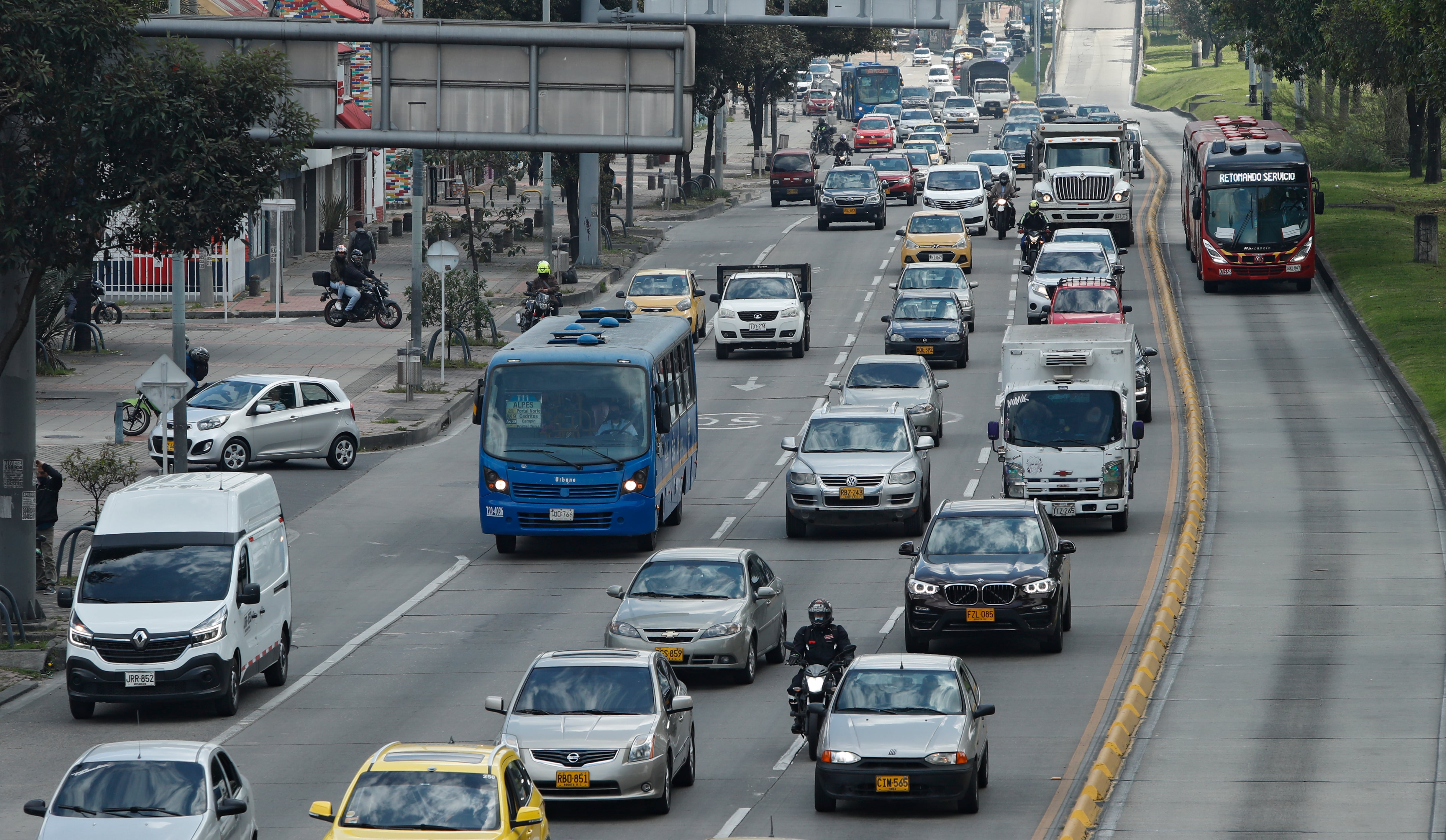 Movilidad en Bogotá en la primera semana de pico y placa todo el dia NQS 
Bogotá enero 12 del 2022
Foto Guillermo Torres Reina / Semana