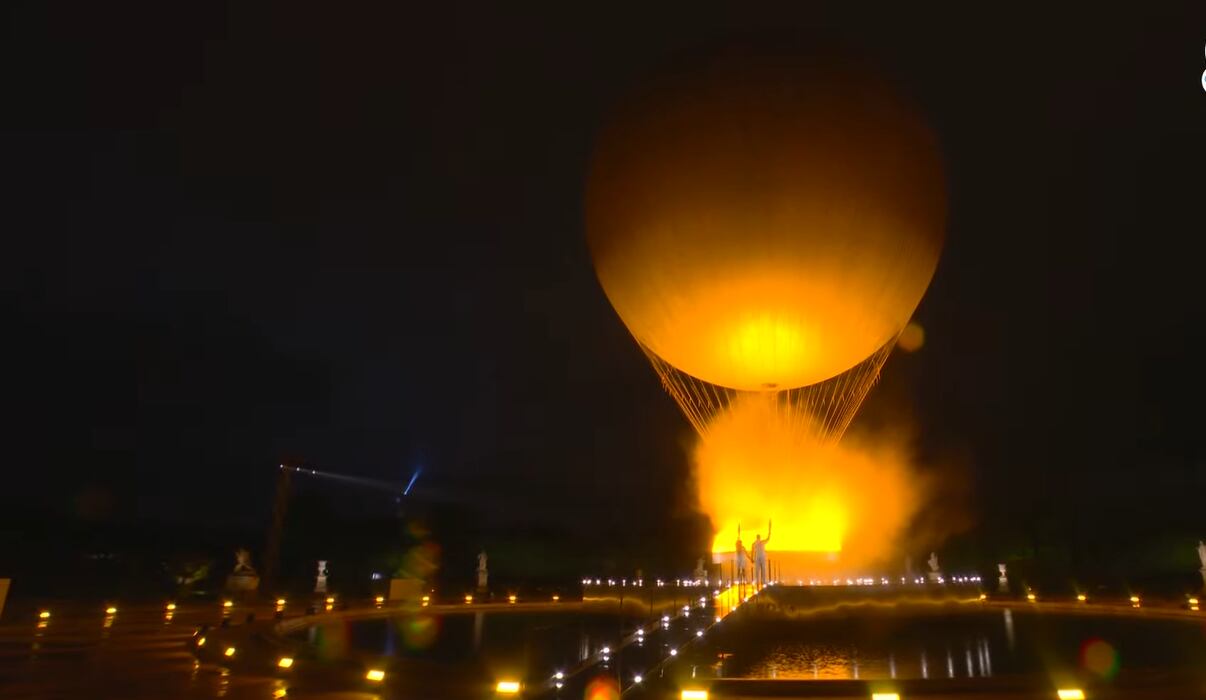 Se enciende la llama de los Juegos Olímpicos París 2024