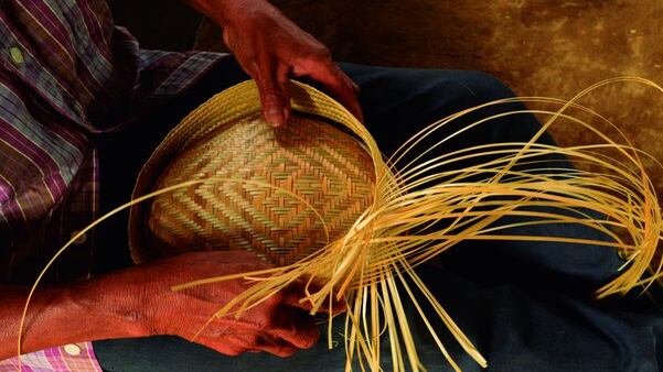 La transferencia de conocimiento tiene como protagonista la habilidad manual. Sus saberes se expresan de una manera sencilla y delicada. 