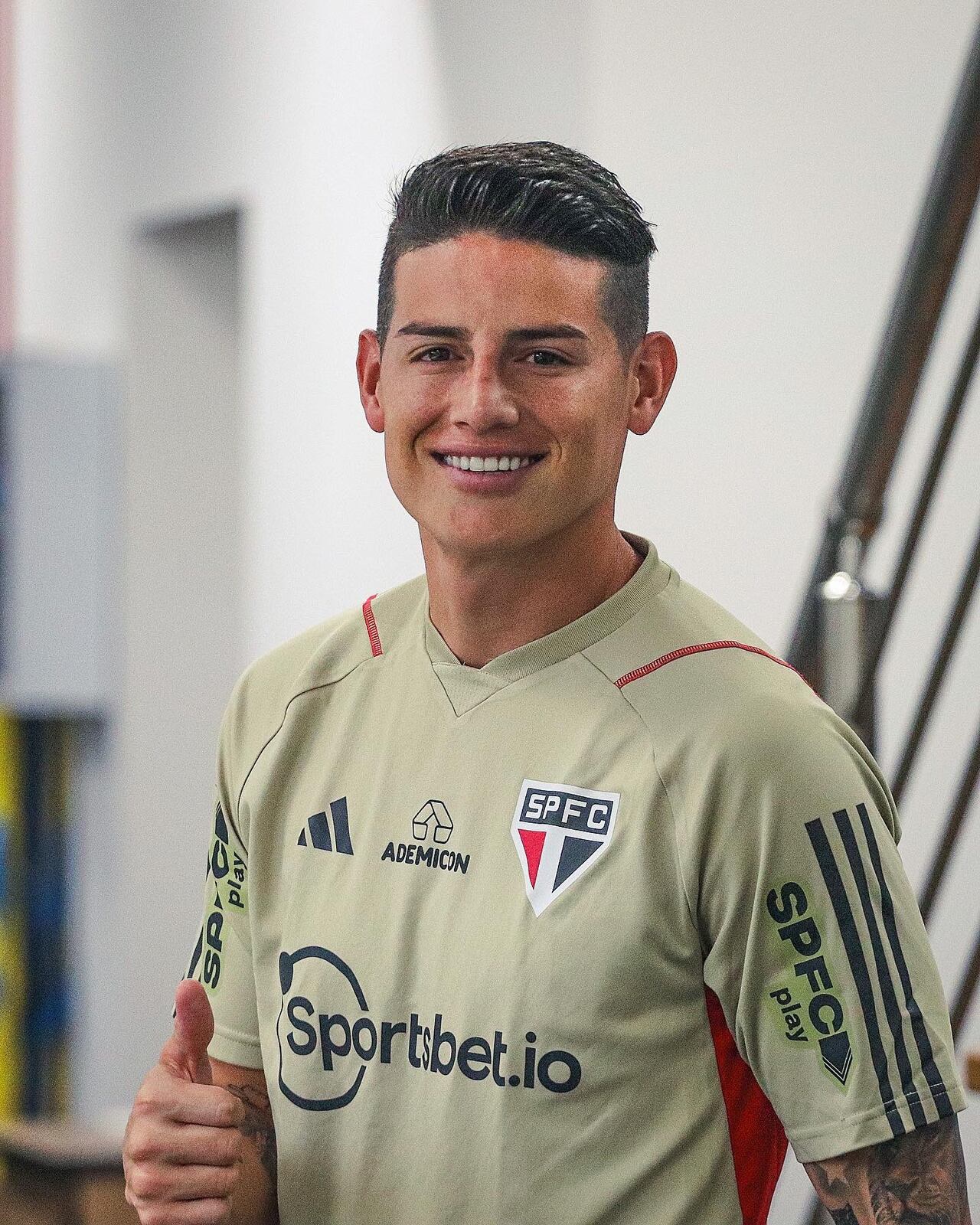 James Rodríguez, sonriente luego de volver con buenas sensaciones de la Selección Colombia.