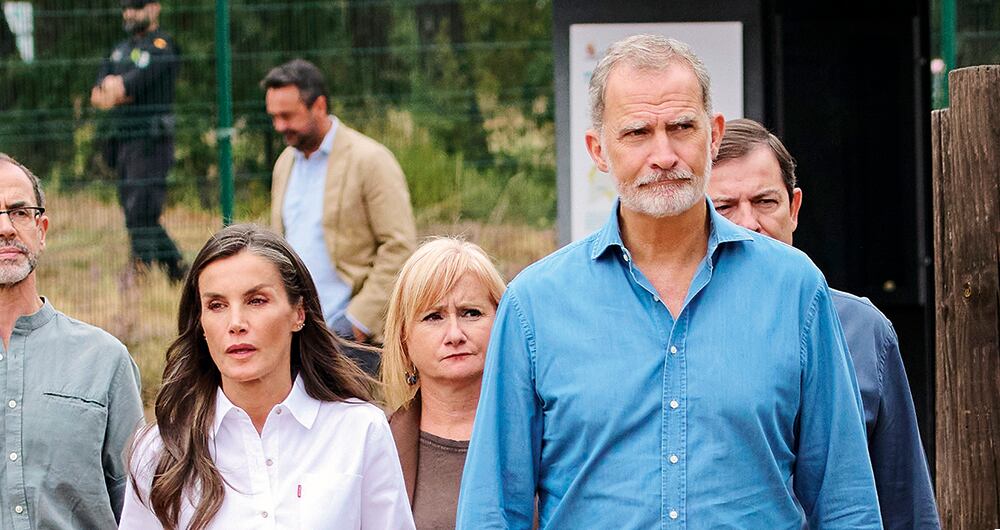 Los reyes Felipe VI y Letizia visitaron las zonas más afectadas por los incendios en España