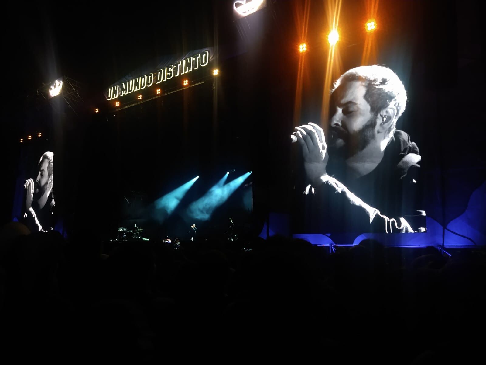 La banda estadounidense conquistó con sus sonidos suaves durante el Festival Estéreo Picnic.