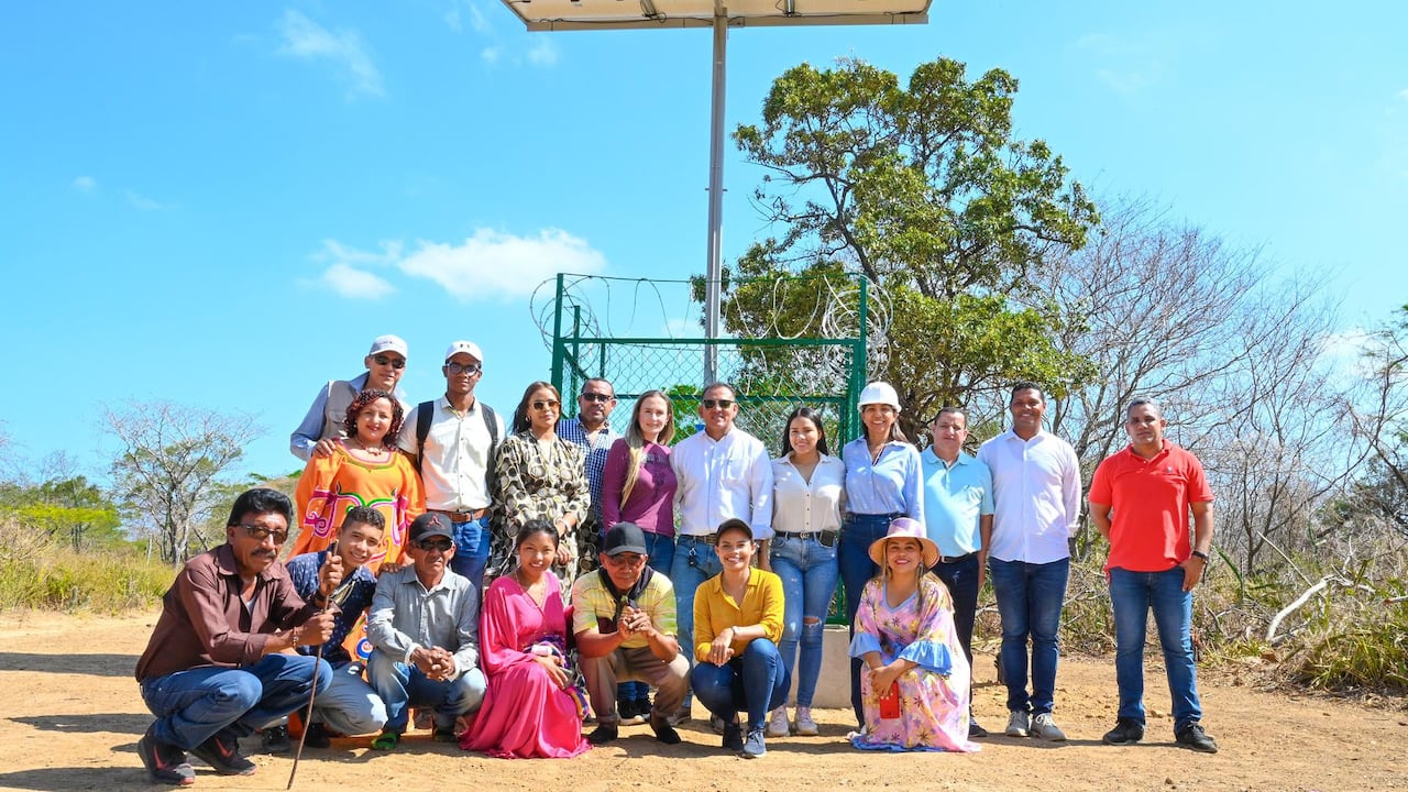 La Uniguajira hizo una serie de capacitaciones con la comunidad wayúu sobre saneamiento básico, cambio climático, uso eficiente del agua, hábitos higiénicos y energía fotovoltaica.