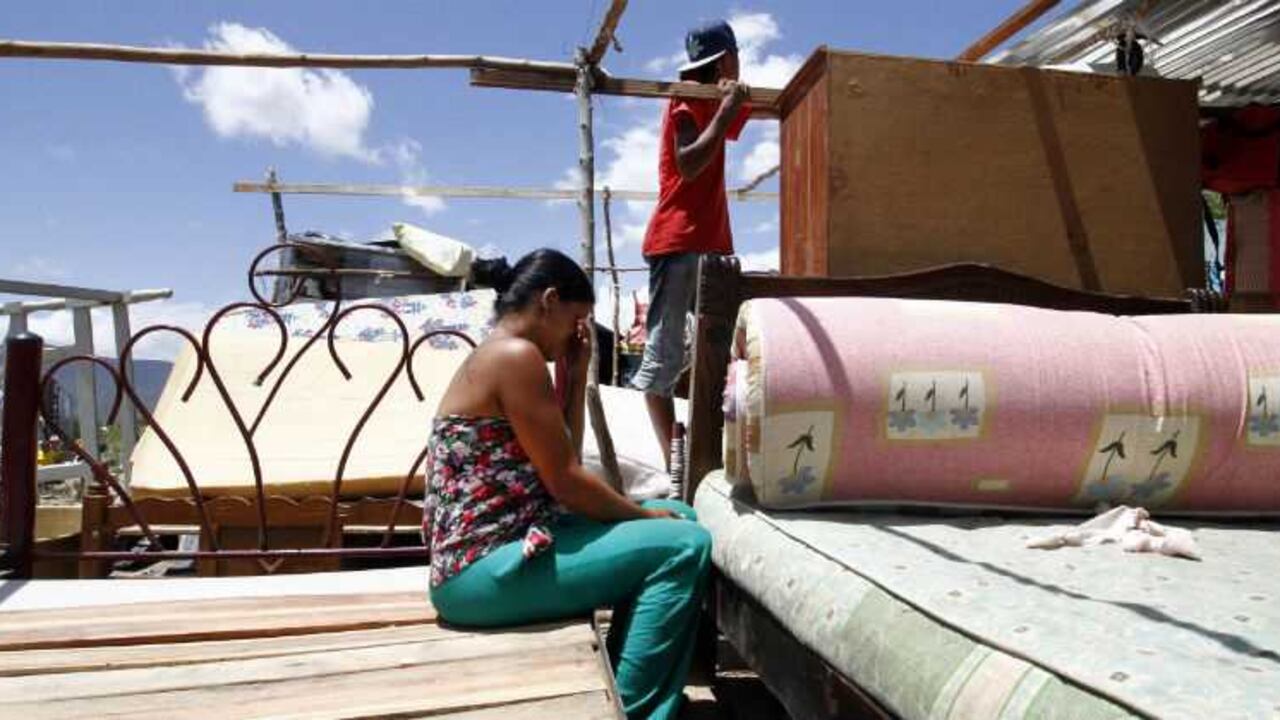 al menos 100 personas víctimas de grupos armados al margen de la ley ocuparon predios de este barrio de la localidad de San Cristóbal. Archivo.