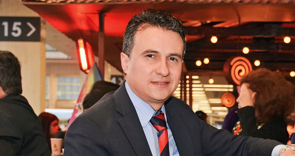 Camilo Ospina Presidente de Asobares