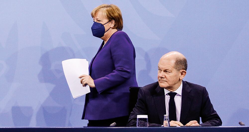 En medio de un gran aplauso, Angela Merkel dejó el Bundestag. Foto: Getty Images