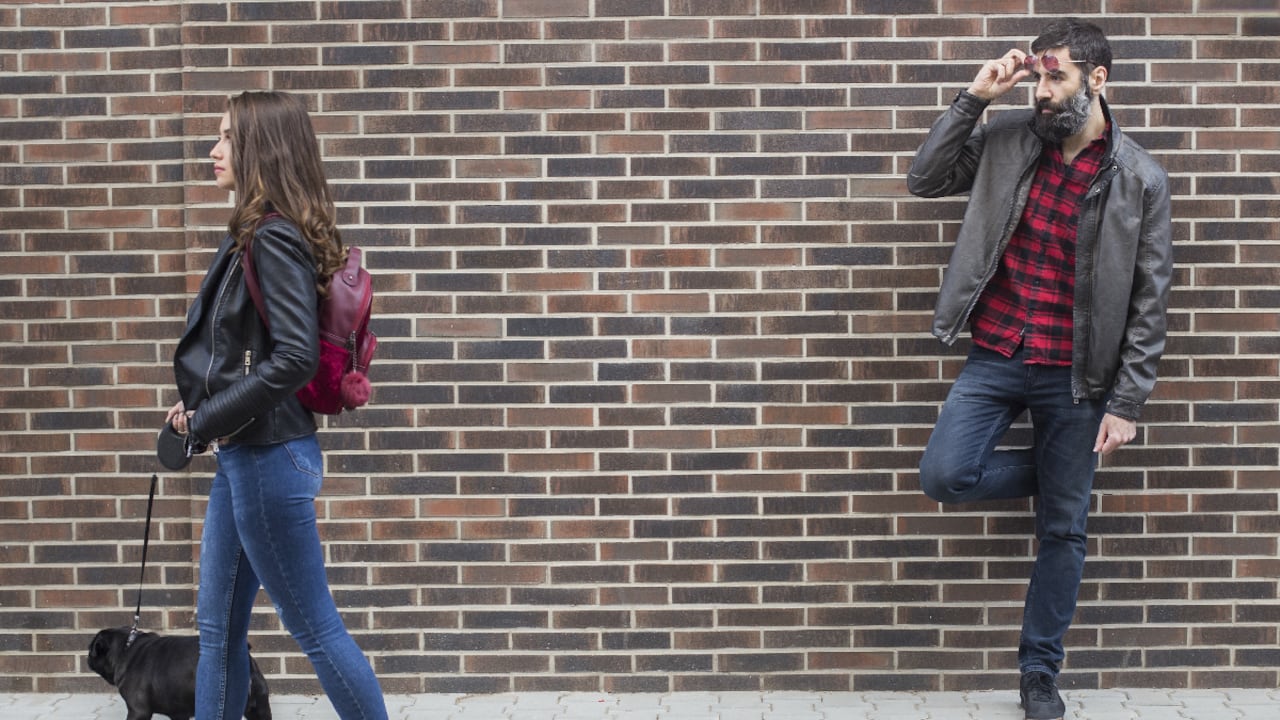 Pueblo de Honduras instaura multas para personas que incomoden a otras con comentarios pasados de tono en las calles.