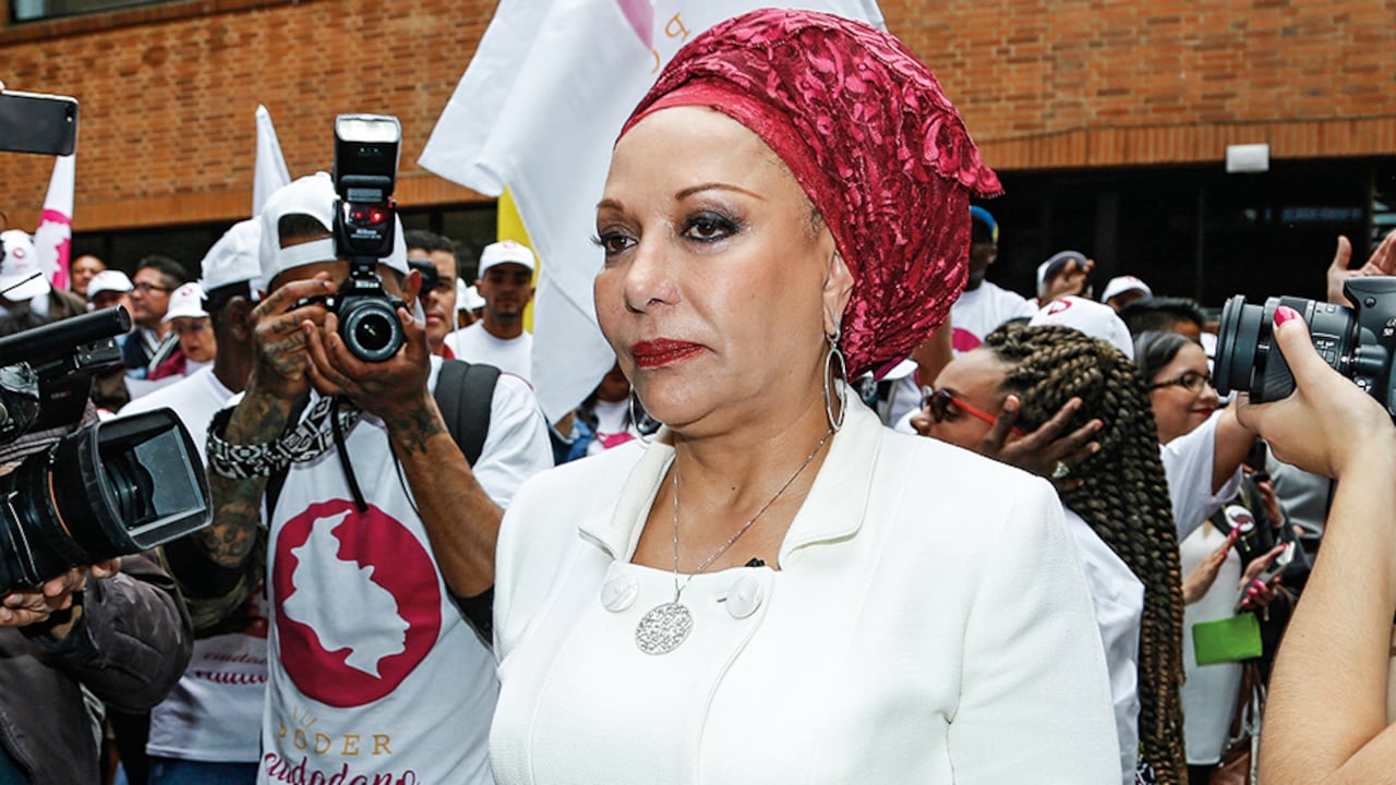 La senadora Piedad Córdoba ha negado que la reforma a la salud busque reemplazar la medicina tradicional.