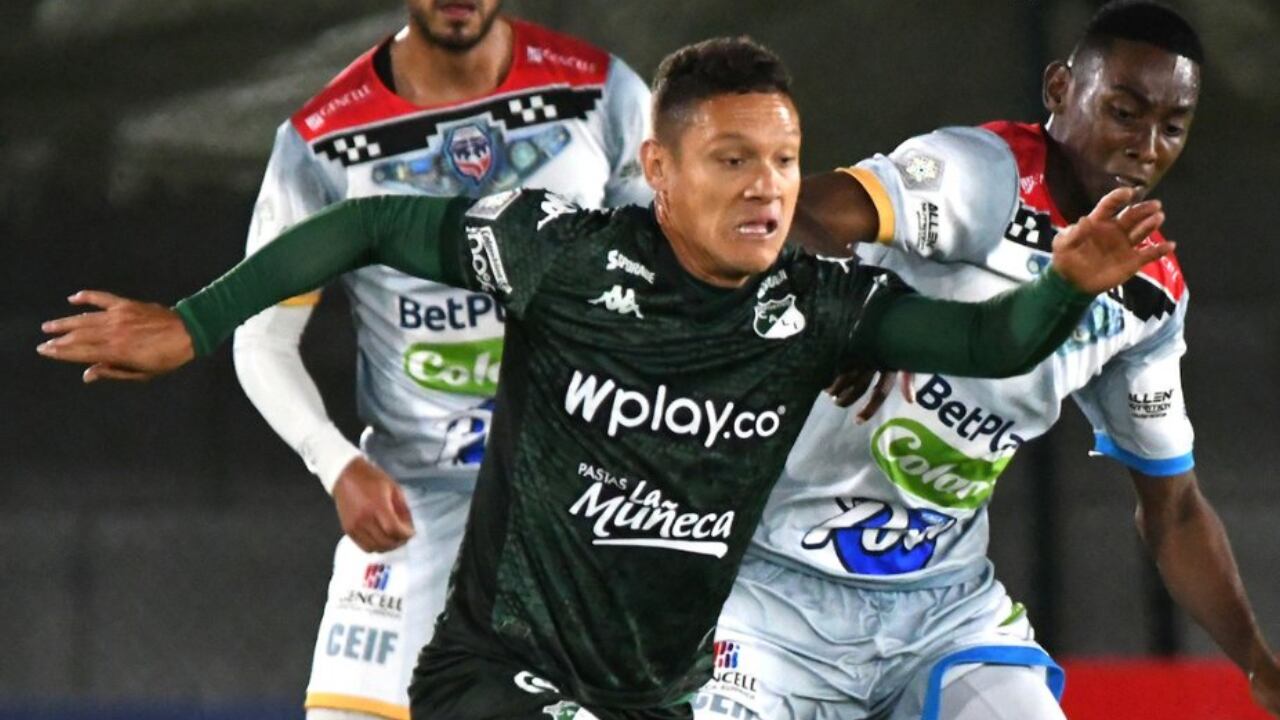 Javier Reina, jugador del Deportivo Cali, en el partido contra Fortaleza en Bogotá