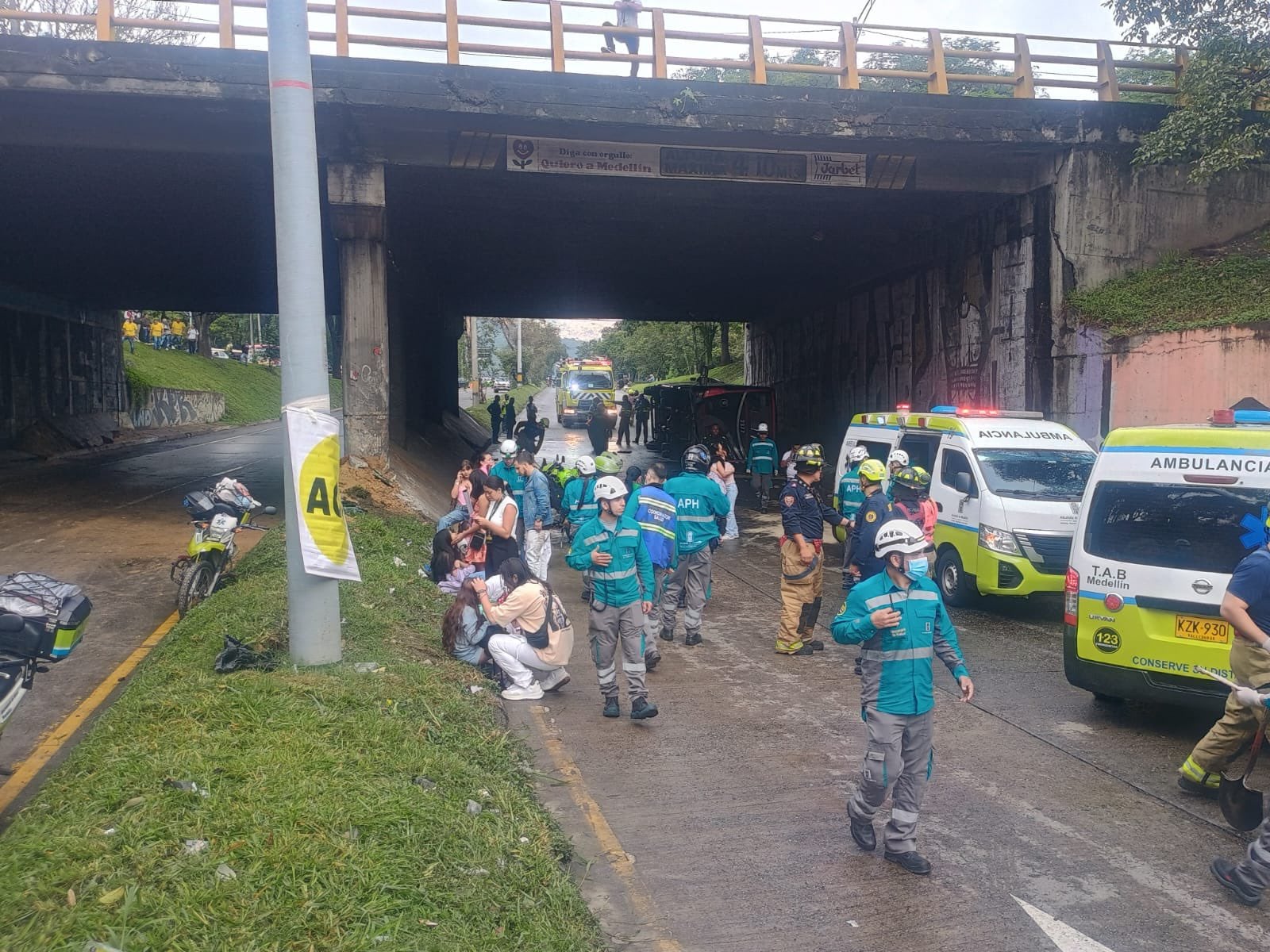 Las autoridades reportan que los afectados por el accidente se encuentran estables.