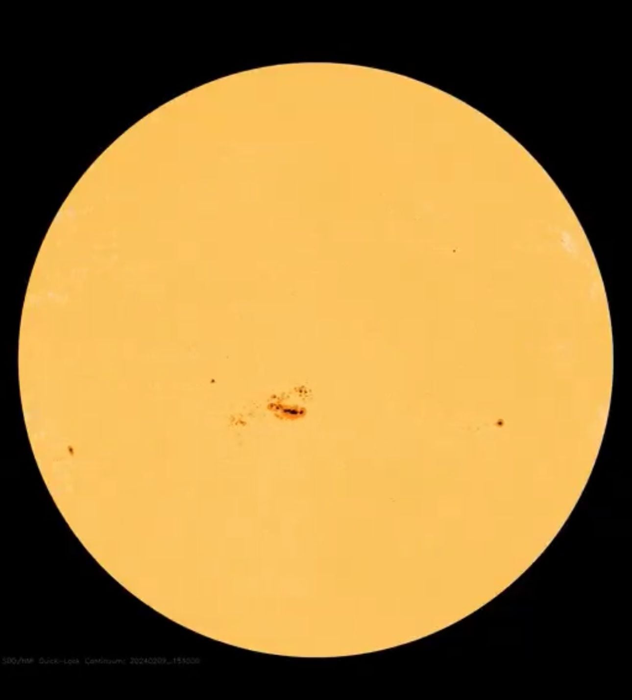 La mancha puede tener diferentes tamaños incluso alcanzar el tamaño de un planeta entero