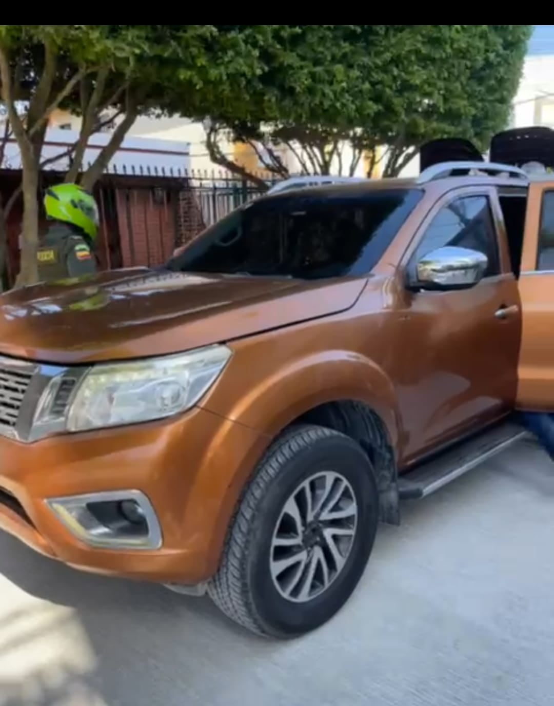Camioneta en la que se transportaba la víctima.