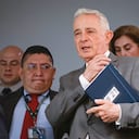 El expresidente Álvaro Uribe enfrenta un nuevo proceso judicial, con Iván Cepeda como antagonista, en el que lo acusan por su supuesta relación con las masacres de El Aro y La Granja.