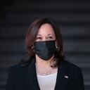 CIUDAD DE MÉXICO, MÉXICO - 08 DE JUNIO: Kamala Harris Vicepresidente de los Estados Unidos posa después de la firma de un memorando de entendimiento centrado en cuestiones de inmigración en Estados Unidos en el Palacio Nacional el 8 de junio de 2021 en la Ciudad de México, México. El presidente López Obrador y el vicepresidente Harris discutirán un acuerdo migratorio, así como el desarrollo regional y la cooperación en medio de la pandemia Covid-19. (Foto de Hector Vivas / Getty Images)
