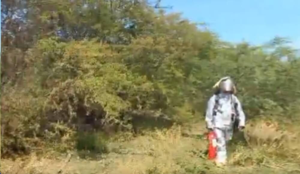 El Cuerpo de Bomberos acudió a la escena a ayudar a los sobrevivientes.