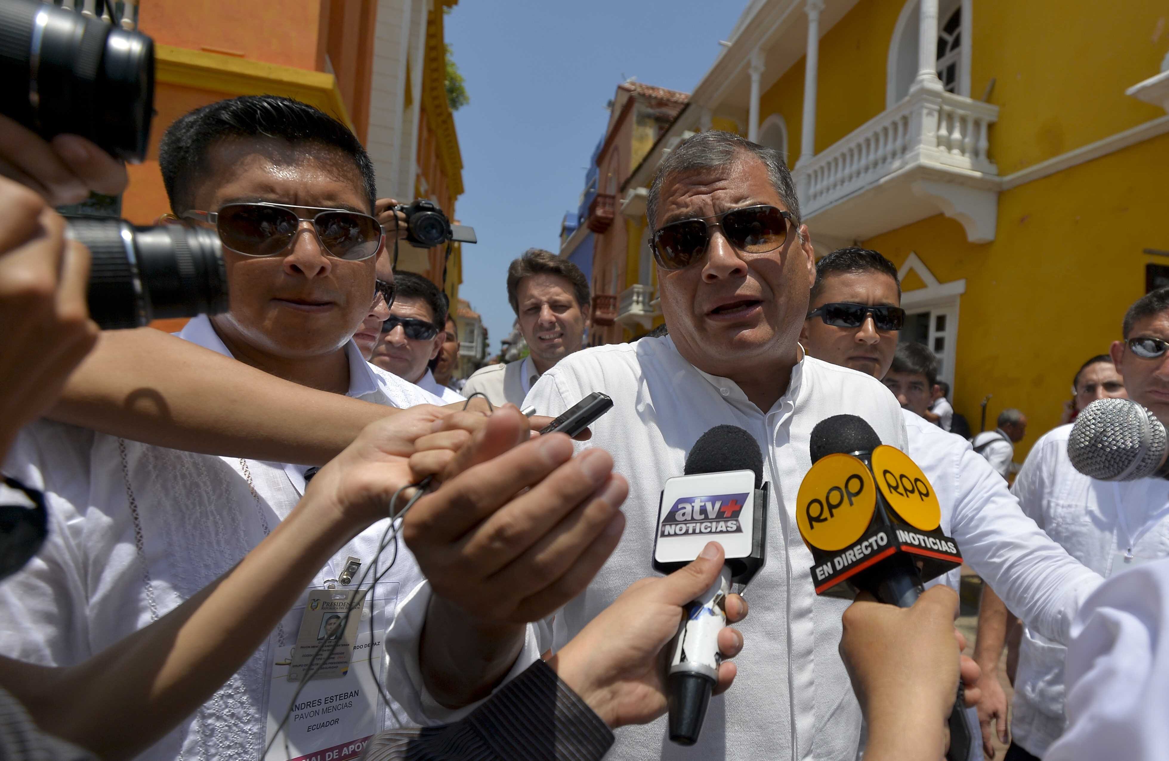 El presidente ecuatoriano Rafael Correa en la Ciudad vieja. Correa aseguró que la paz en Colombia es “una gran noticia para toda América Latina”.  Foto/AFP