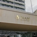 Dian lanza línea de WhatsApp para denunciar irregularidades con la facturación electrónica.
Foto: Gabriela Alvarado
Semana/Dinero