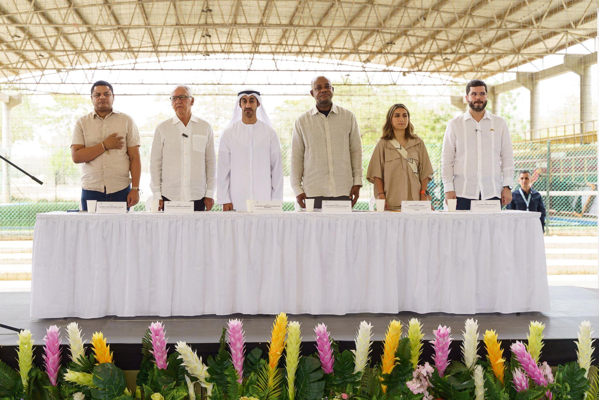 Memorando de entendimiento entre Colombia y los Emiratos Árabes para construir hospital en La Guajira.