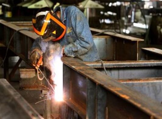 Mebum ha crecido de la mano de las grandes industrias proveyéndoles servicios de metalmecánica.