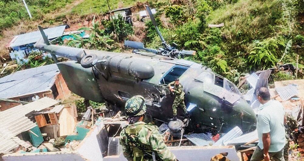 La crisis en el campo aéreo militar se suma a la que también hay en tierra y que reconoció abiertamente el comandante de las Fuerzas Militares. 