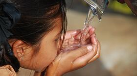Más población en Córdoba accederá a agua potable.