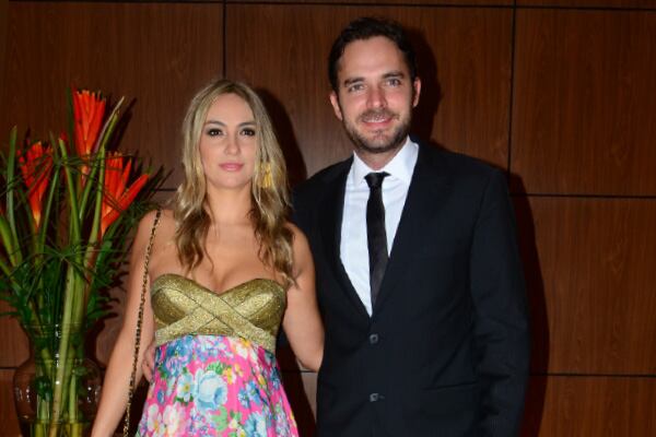 Valeria Santos y Manolo Cardona.