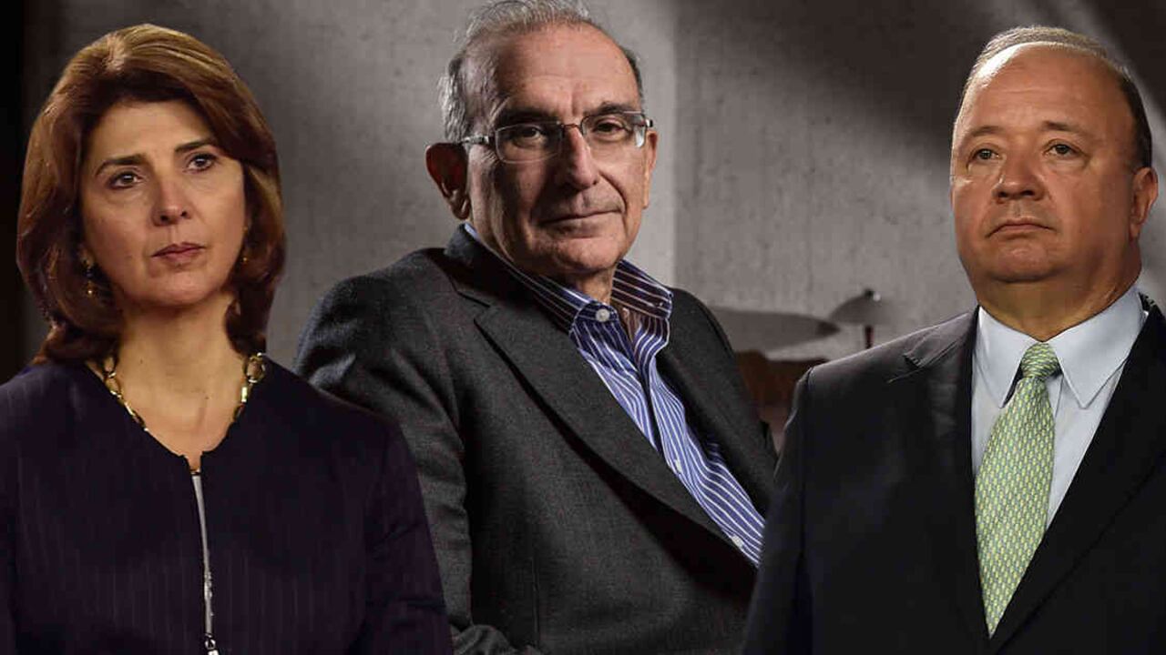 La canciller María Ángela Holguín, el jefe negociador Humberto de la Calle y el ministro de Defensa Luis Carlos Villegas.