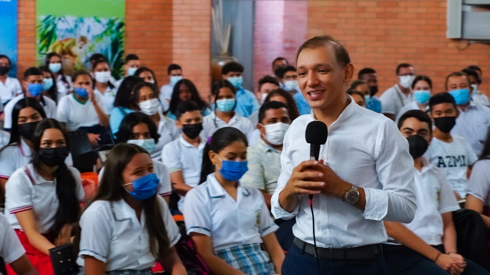 Joshue Castellanos Paternina, profesor de inglés en el Centro de Estudios Ceprodent