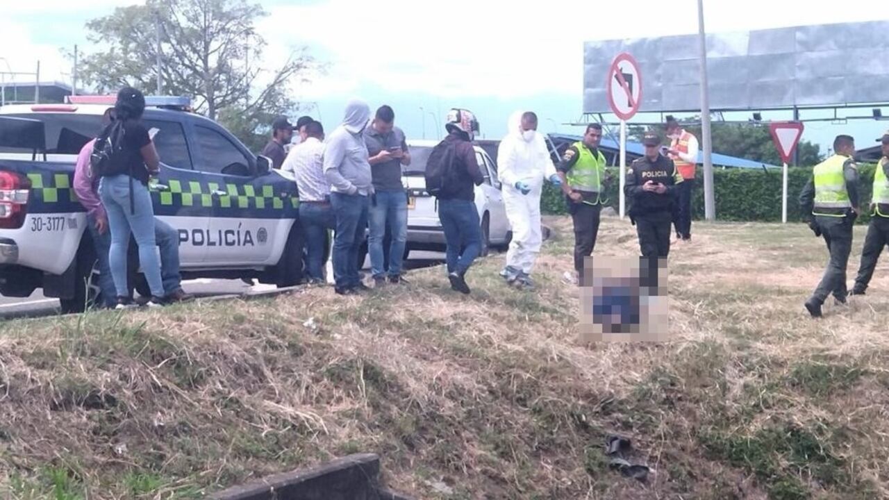 El cuerpo fue encontrado al lado de una vía que conduce al aeropuerto de Palmira.