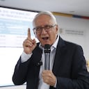 Rueda de prensa
Ministro de Salud y Protección Social
Guillermo Alfonso Jaramillo
Suministro de medicamentos de Cruz Verde y EPS Sanitas
31 octubre 2023
Bogotá