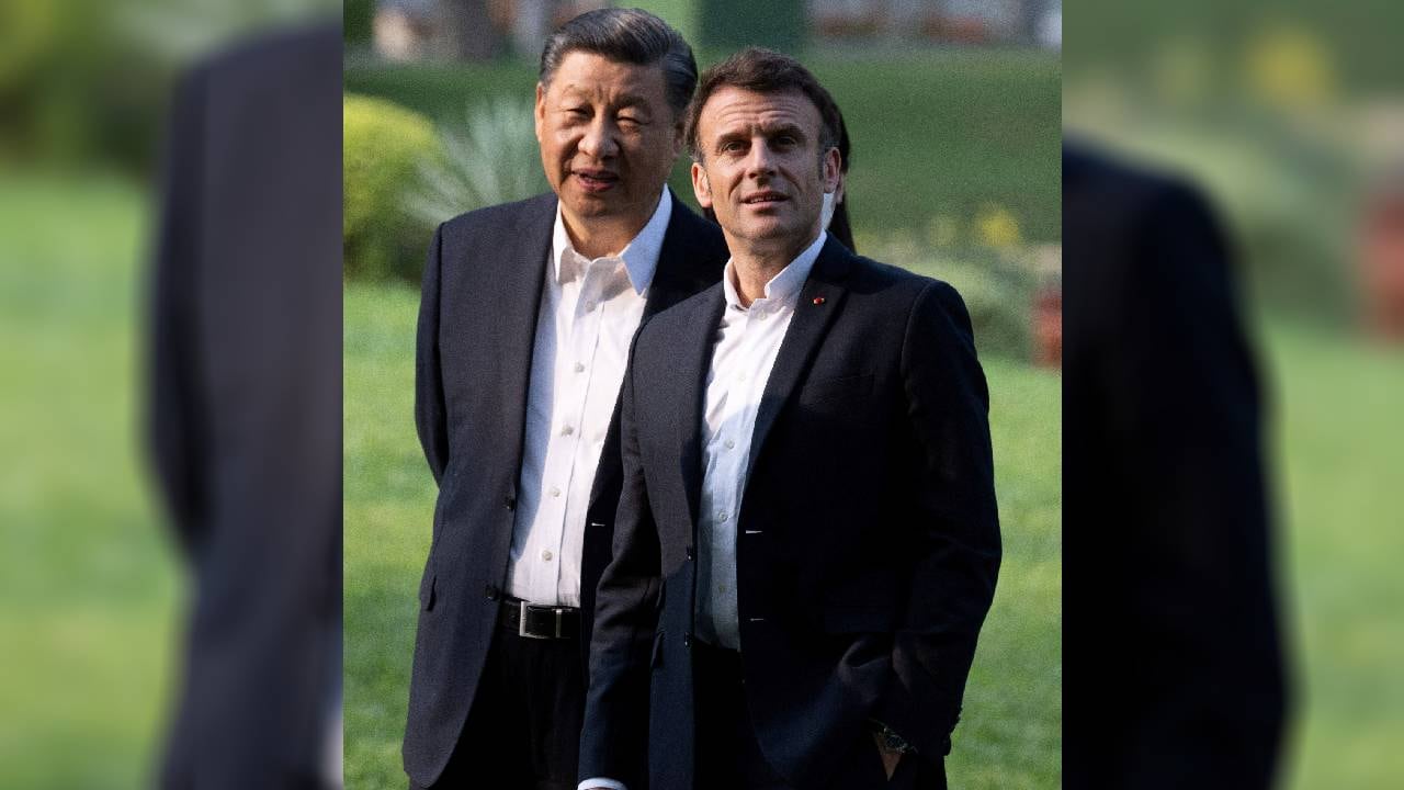 El presidente francés, Emmanuel Macron, visitó China en medio de las tensiones que vive ese país con Estados Unidos por cuenta de Taiwán.