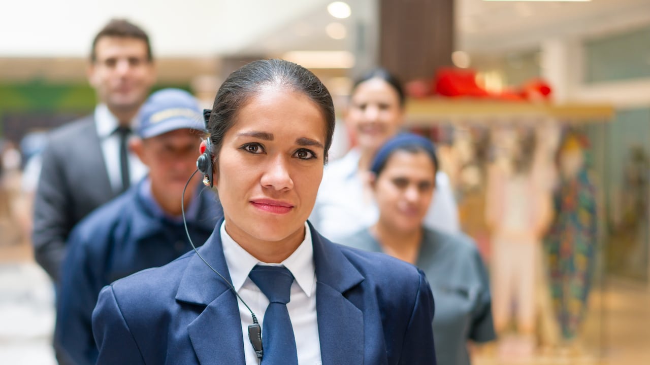 Aliste su hoja de vida: estas empresas requieren personal para seguridad.