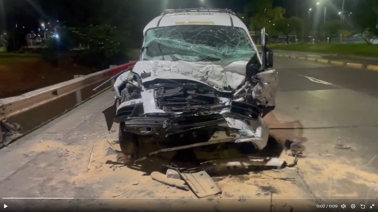 Al parecer hay una persona muerta, pero aún no se confirma por parte de las autoridades.