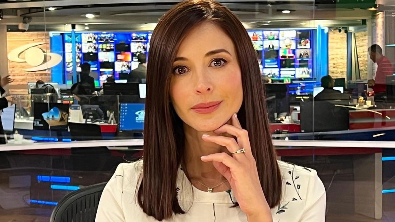 Alejandra Giraldo, es presentadora de Noticias Caracol.