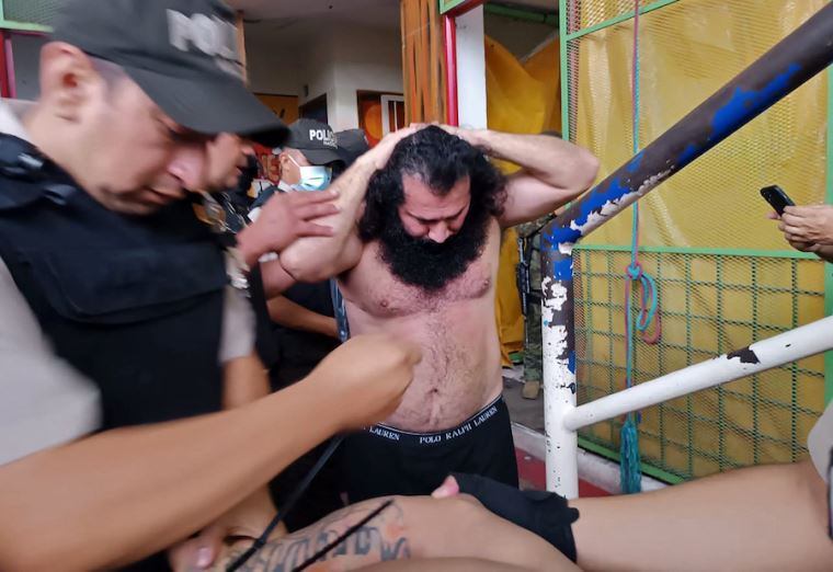 El gobierno cree que pudo haber escapado "horas antes" de la intervención policial en la cárcel Regional de Guayaquil (suroeste), donde era considerado el mandamás.