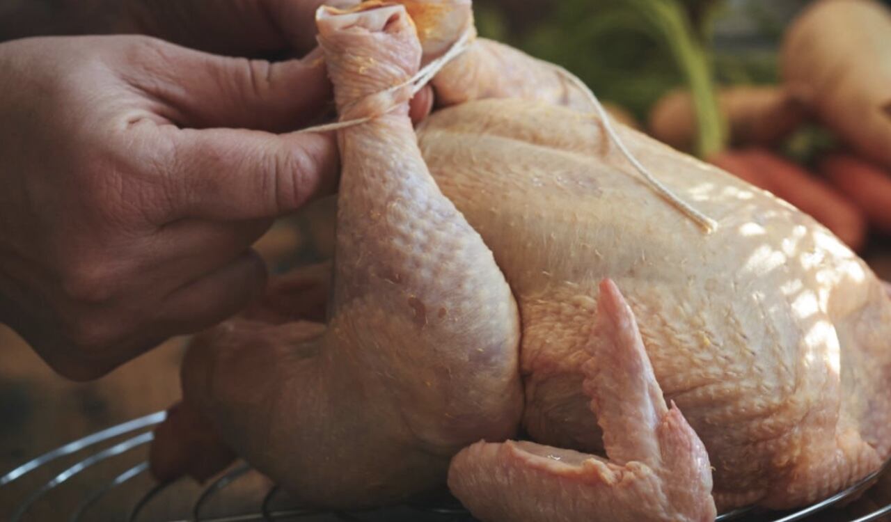 El pollo se ha convertido en un alimento fundamental en la dieta